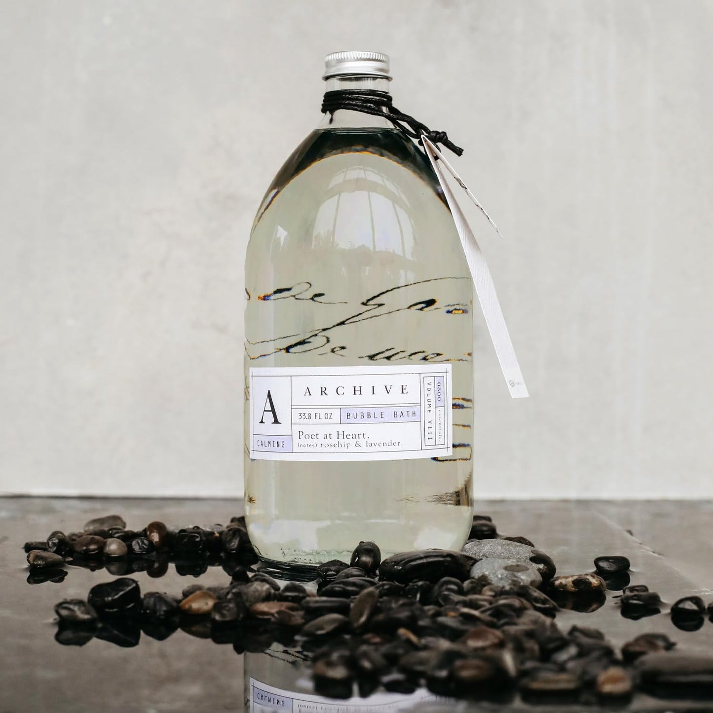 Poet at Heart Bubble Bath for Adults – Lavender & Earthy Rosehip Fragrance – Blend of Natural Oils