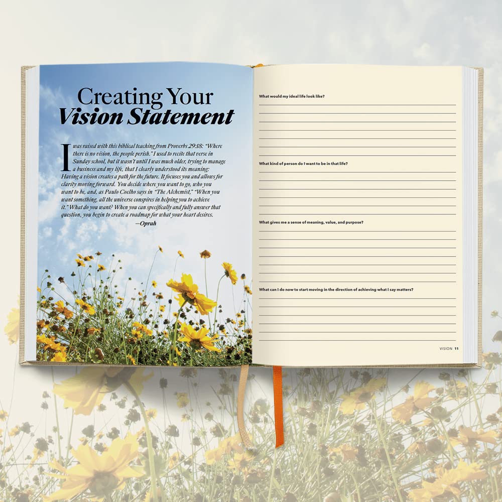 Oprah's The Life You Want™ Planner: Part weekly planner, part intention journal